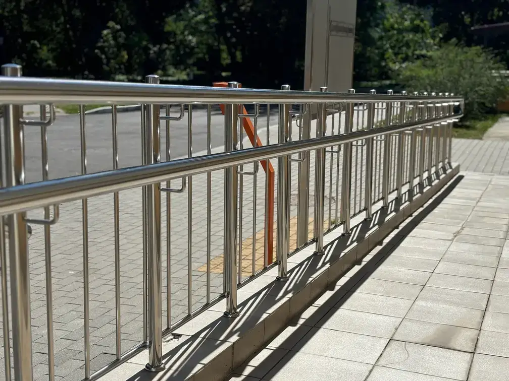 Ограждения пандусов — 11