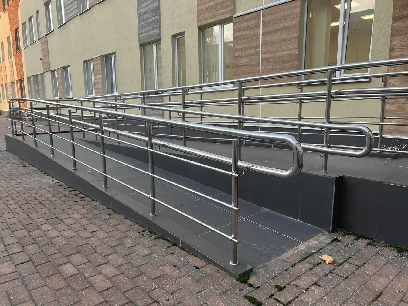 Ограждения пандусов — 9
