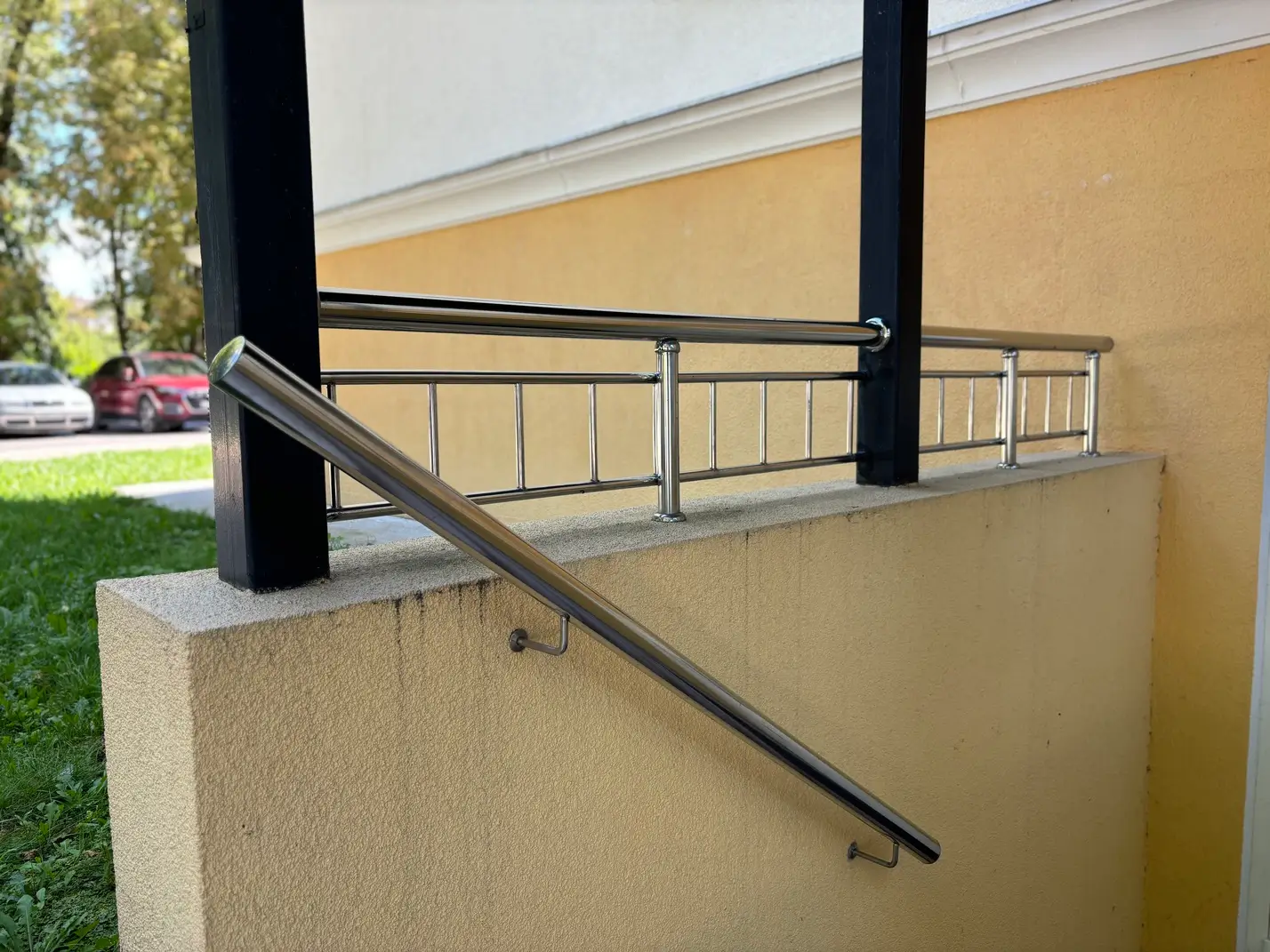 Поручни — 12