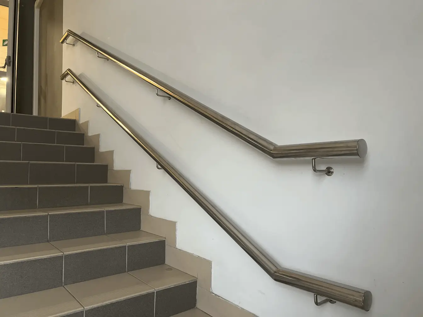 Поручни — 4