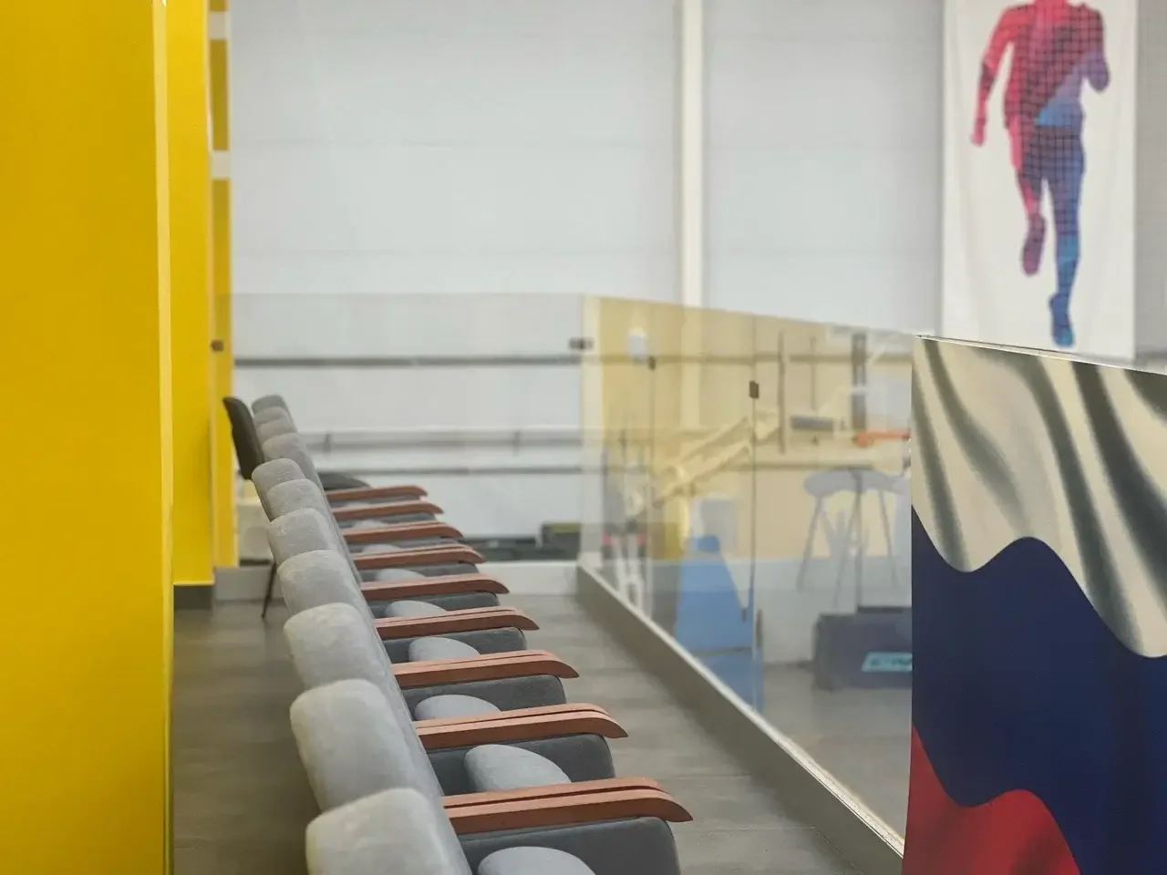 Балконные ограждения из стекла