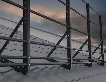 Ограждения кровли из черного металла